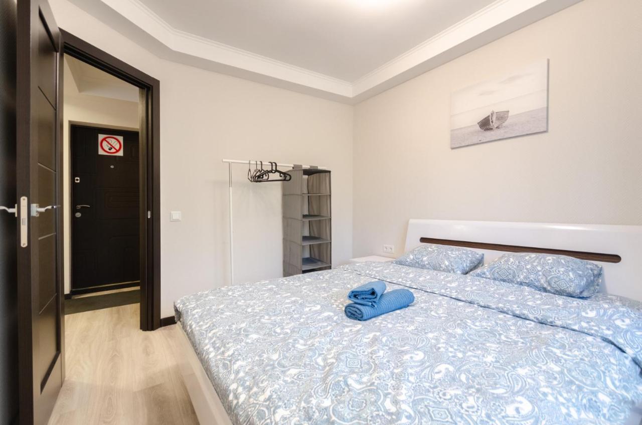 Artal Apartment On Obolonskyi Avenue 16 Киев Екстериор снимка